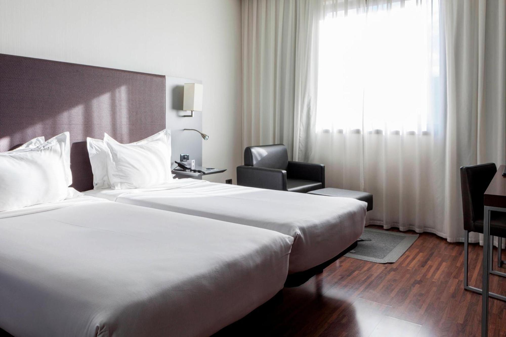 Ac By Marriott Madrid Airport Hotel