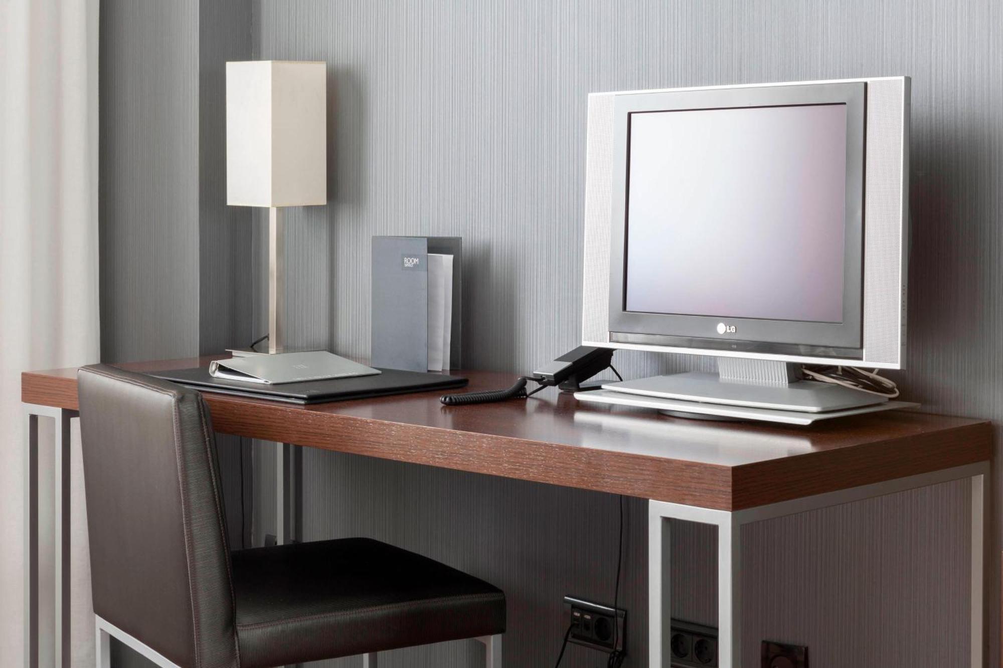 Hotel Ac By Marriott Madrid Airport
