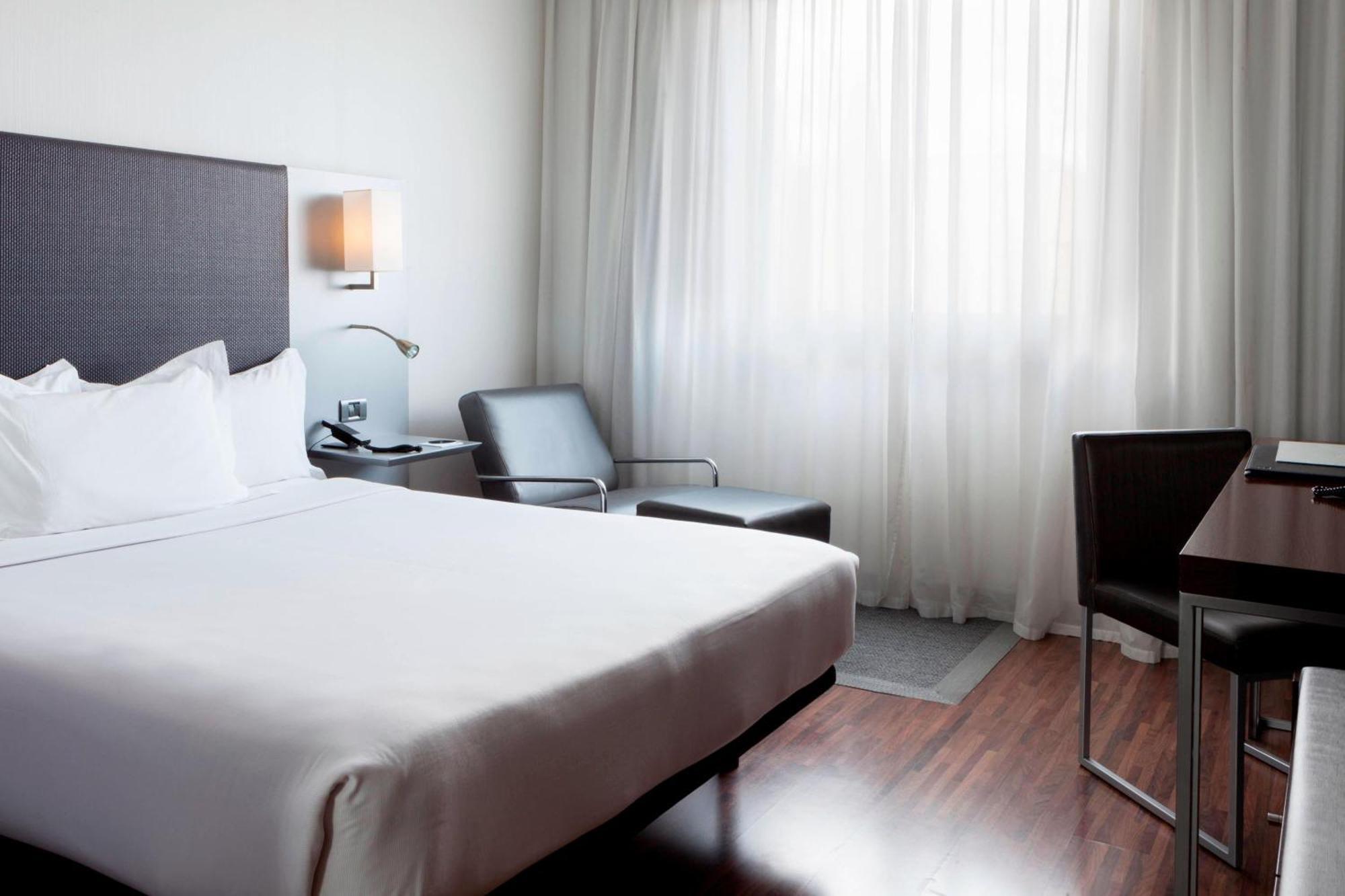 Ac By Marriott Madrid Airport Hotel 4*