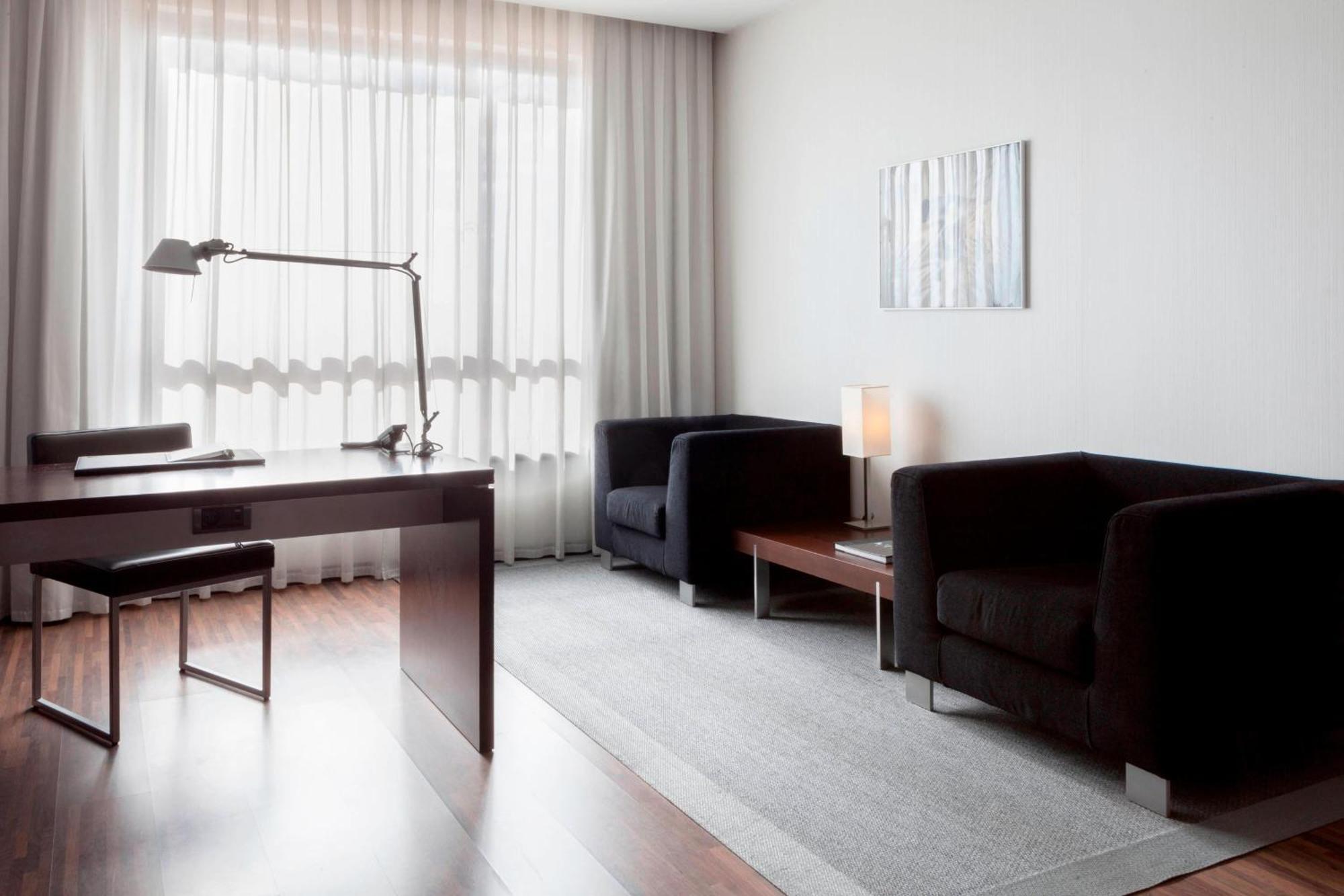 Hotel Ac By Marriott Madrid Airport 4*