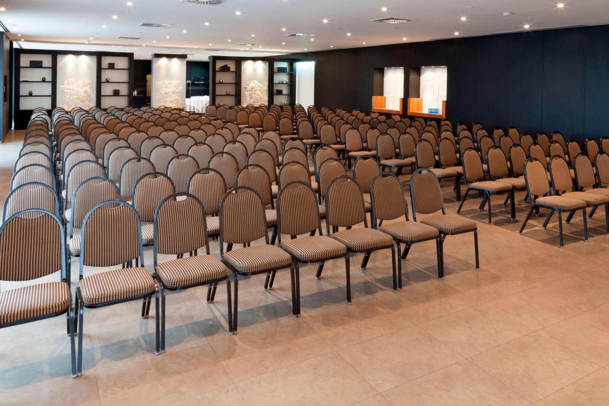 Hotel Ac By Marriott Madrid Airport