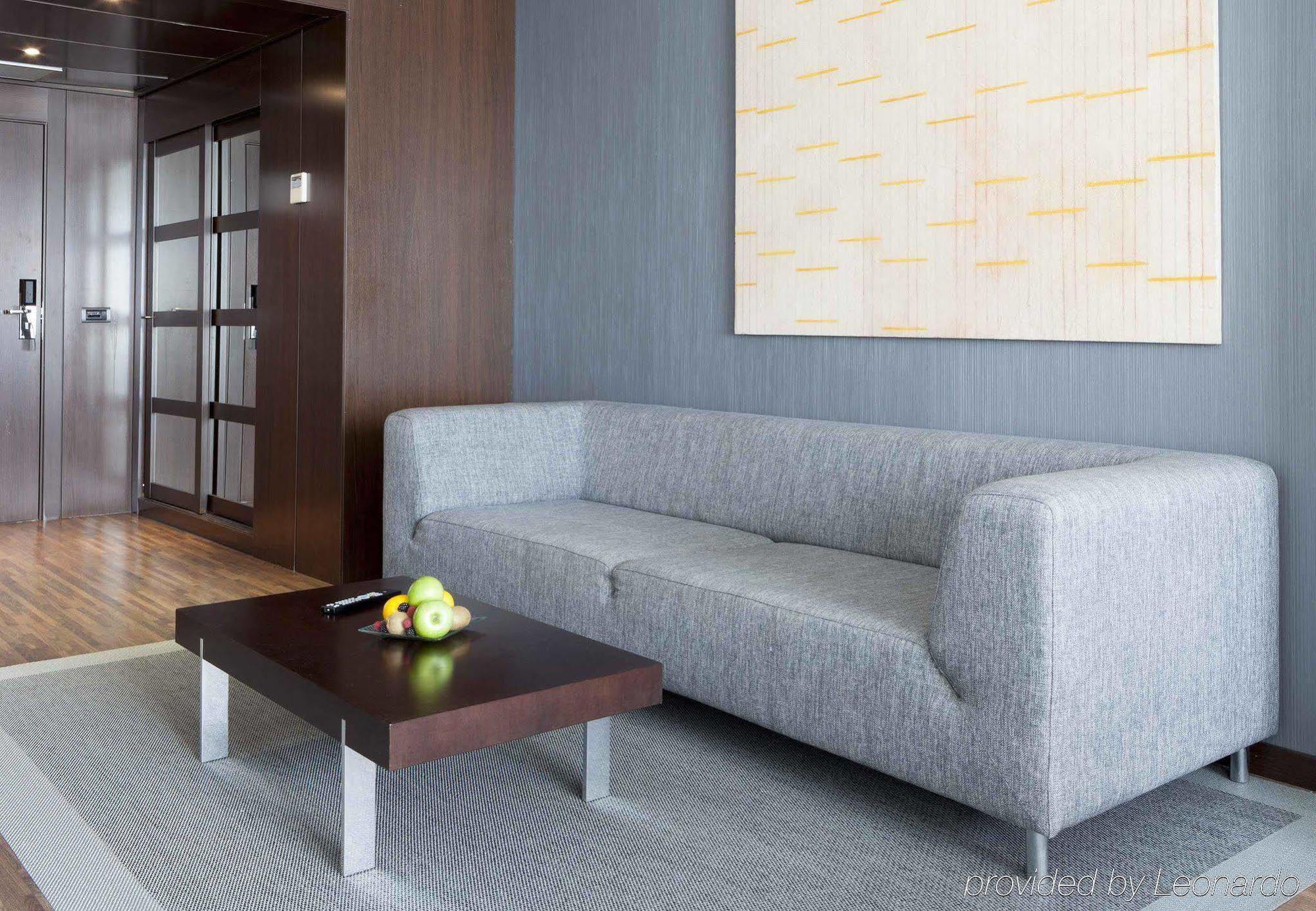 Ac By Marriott Madrid Airport Hotel