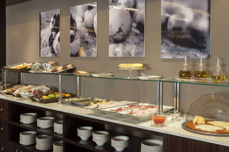 Ac By Marriott Madrid Airport Hotel 4*