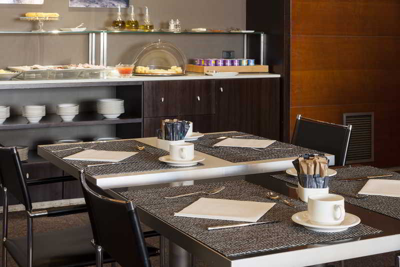Hotel Ac By Marriott Madrid Airport